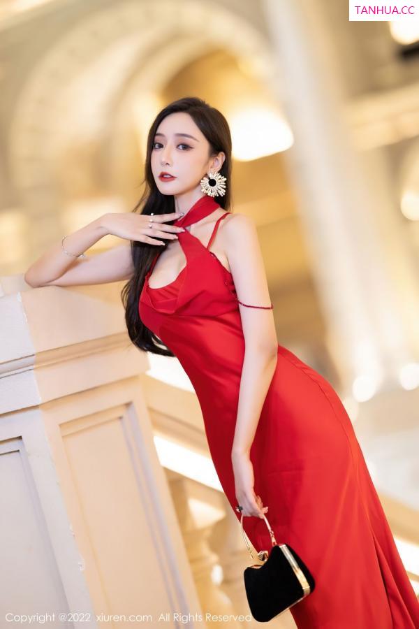王馨瑶  [XiuRen]高清写真图 2022.08.19 No.5470 王馨瑶yanni第13张图片